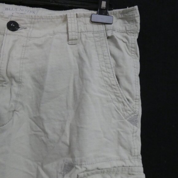 BLUENOTES - Classic Cargo - Knee Length | size 38 | Beige Cargo Shorts - Picture 5 of 16